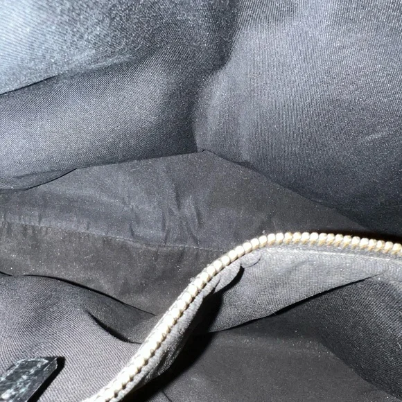 Gucci Hassler Hobo Bag - Picture 11 of 13